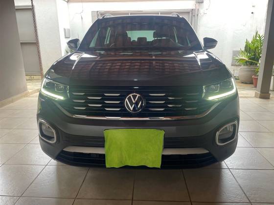VOLKSWAGEN T-CROSS 1.4 250 TSI TOTAL FLEX HIGHLINE AUTOMÁTICO